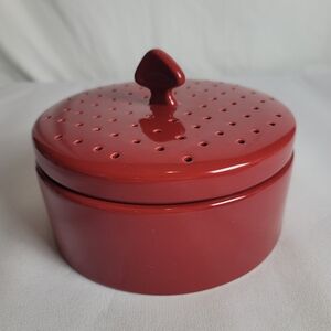 Chantal Talavera Red Stonewear Tortilla Warmer Steamer Casserole Dish